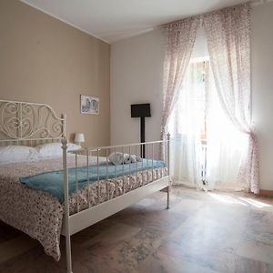 Camera con letto king size